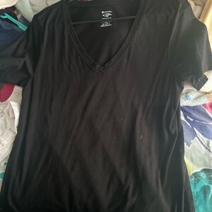 Black V-Neck Short Sleeve Tee